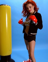 DanielleRiley-boxergirl!